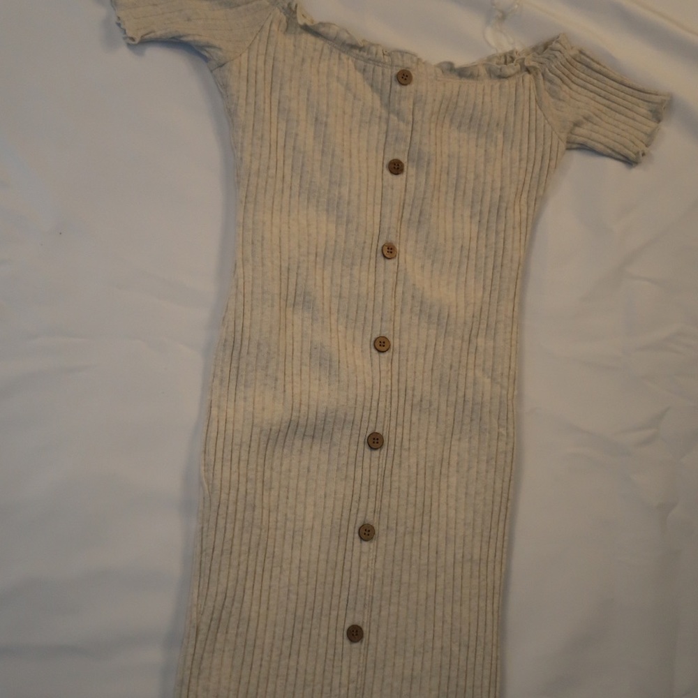 off shoulder cute above knee dress from rue 21.